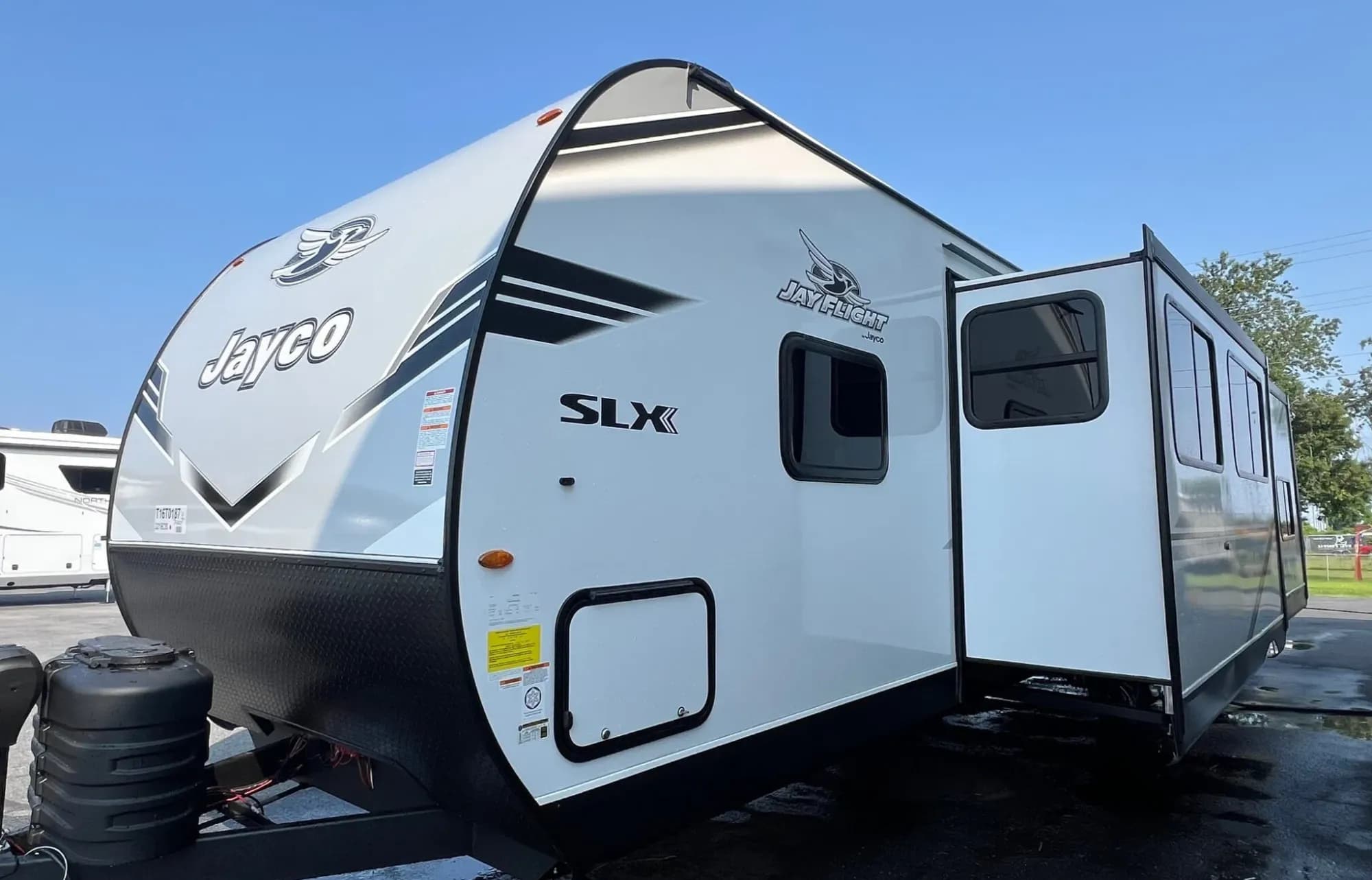 2026 Jayco Jay Flight SLX 321BDS exterior